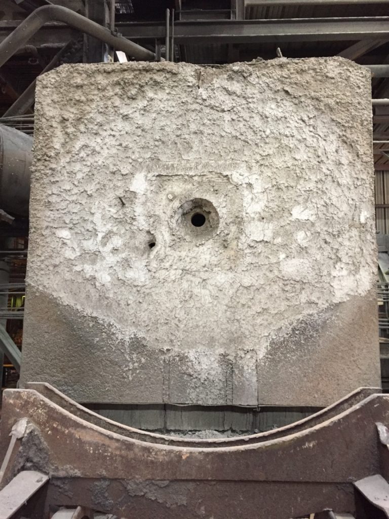 Foamfrax Veneer Coating Added to Ladle Preheater Wall